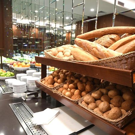 Mercure Istanbul West Hotel & Convention Center Ngoại thất bức ảnh