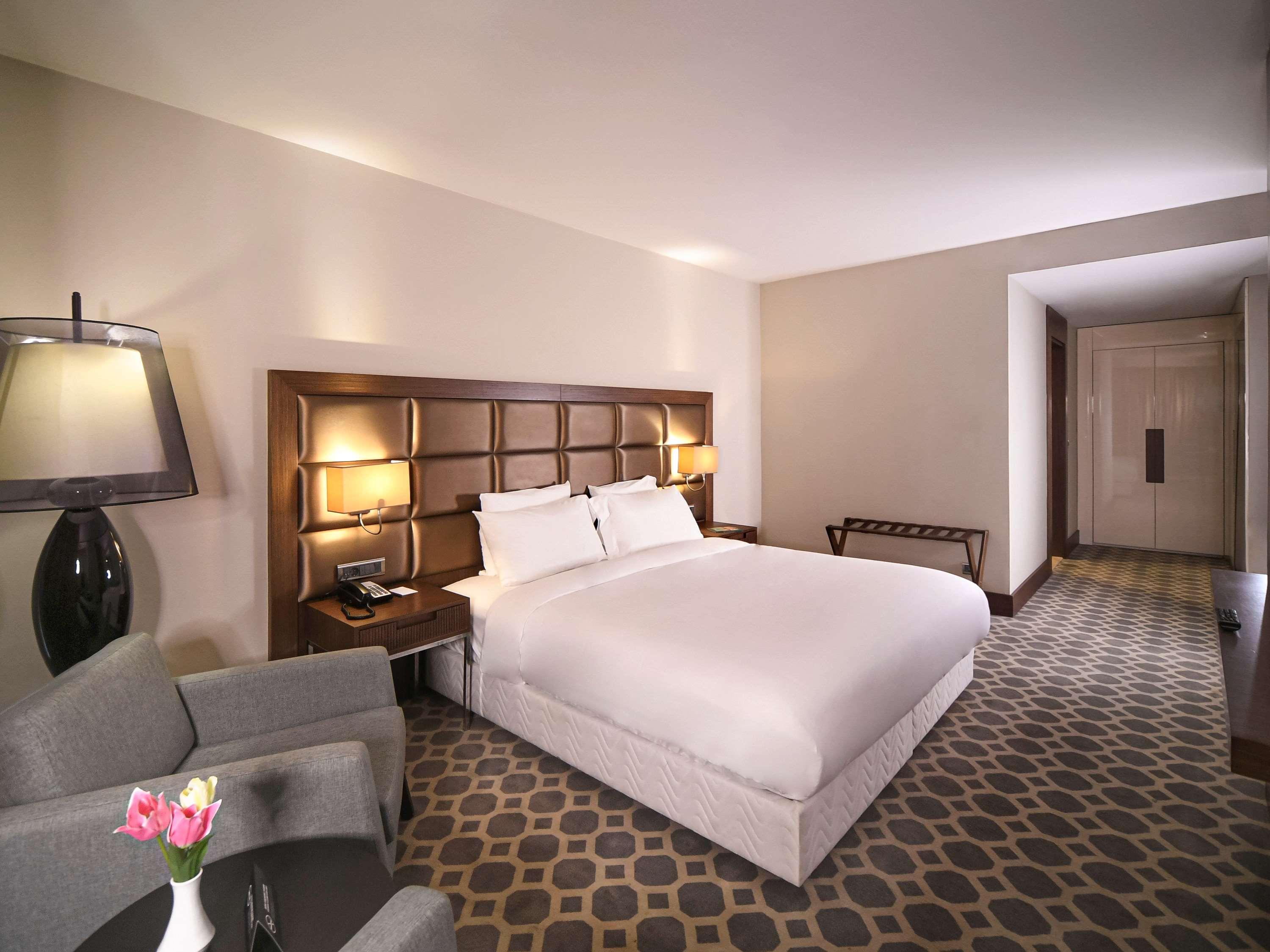 Mercure Istanbul West Hotel & Convention Center Ngoại thất bức ảnh