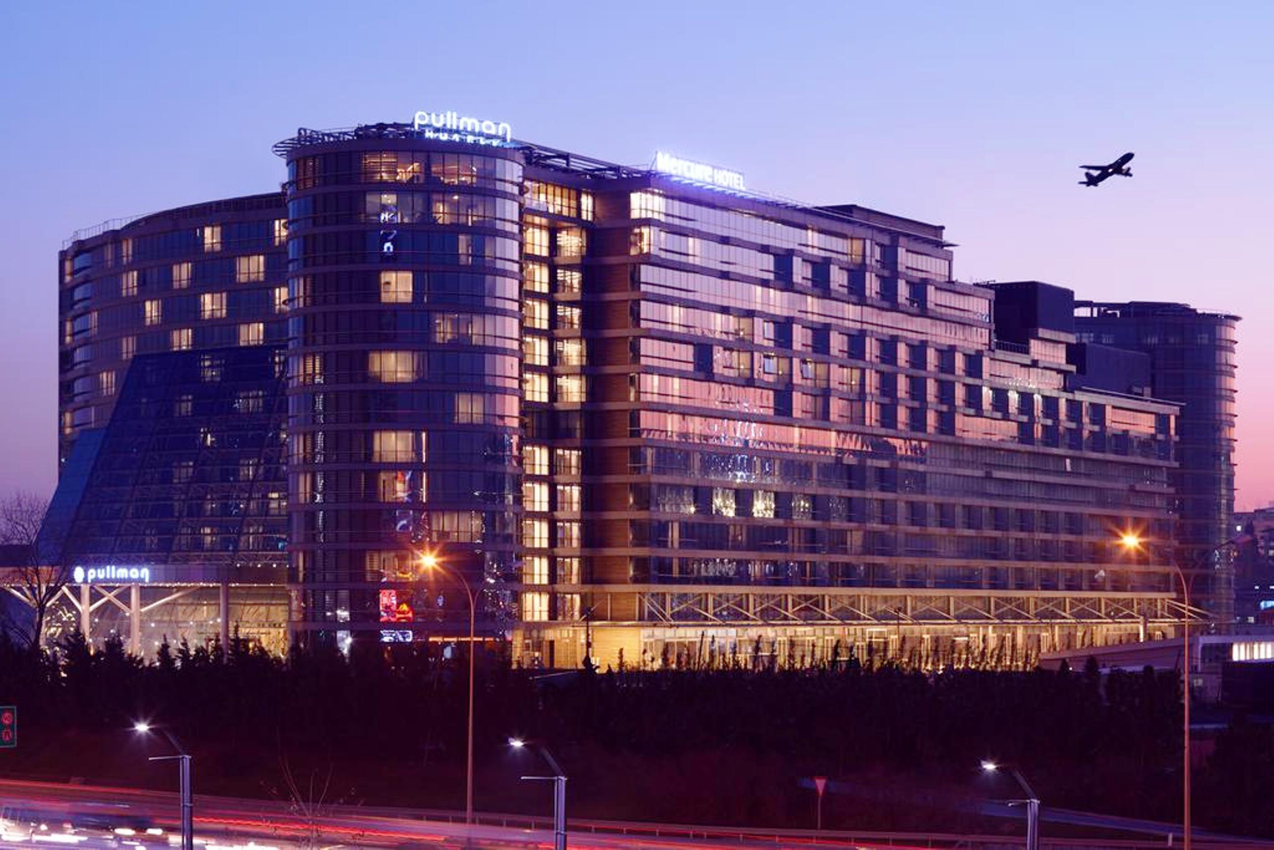 Mercure Istanbul West Hotel & Convention Center Ngoại thất bức ảnh